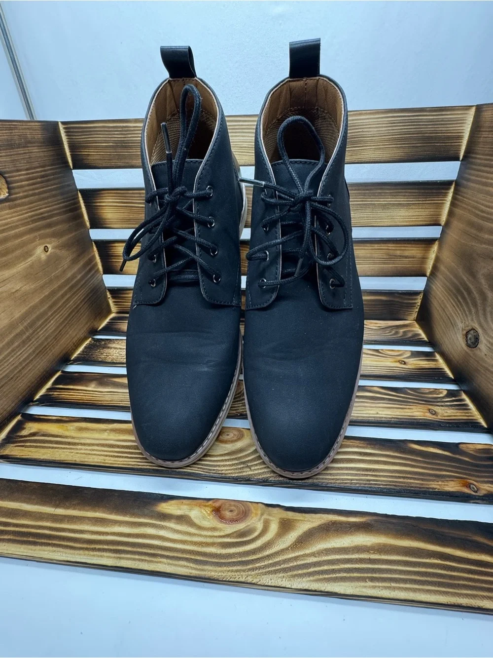 Perry Ellis Men's Black Chukka Boots with Tan Sole Trim #0130